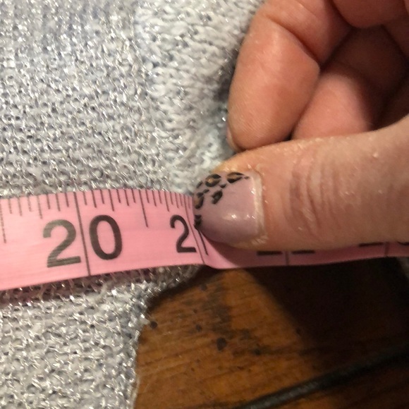 Sweater - Picture 6 of 6